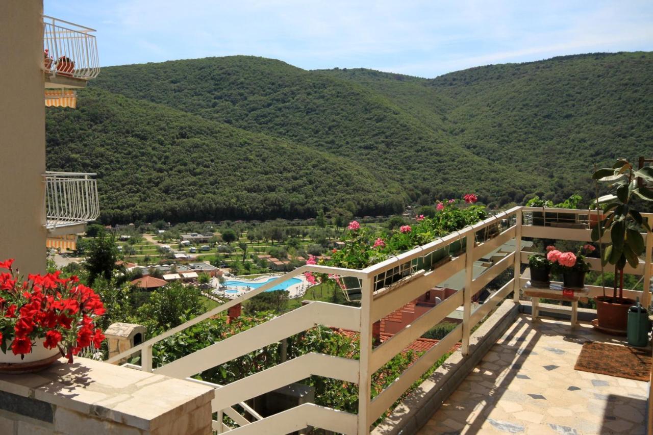 Apartments With A Parking Space Rabac, Labin - 6414 Exterior photo