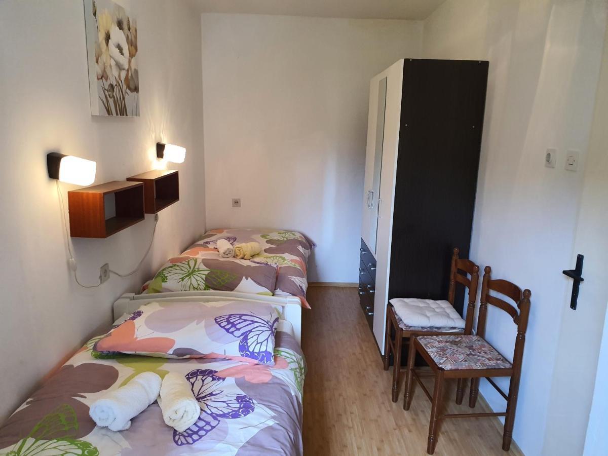 Apartments With A Parking Space Rabac, Labin - 6414 Exterior photo